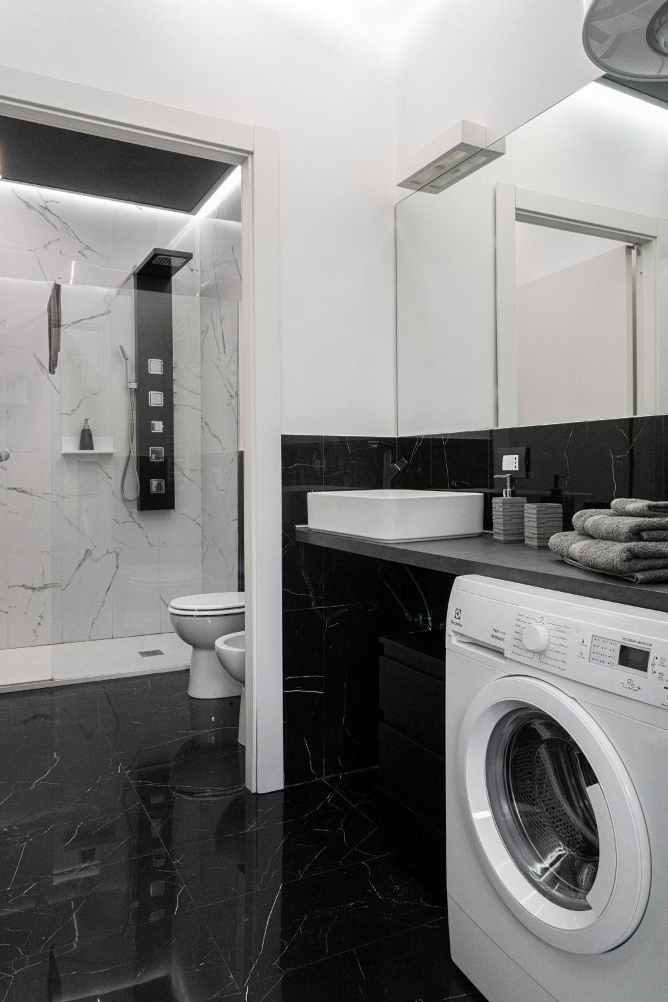 Elegant Sweet Home Suite - Milan, 15 Minute Duomo Esterno foto